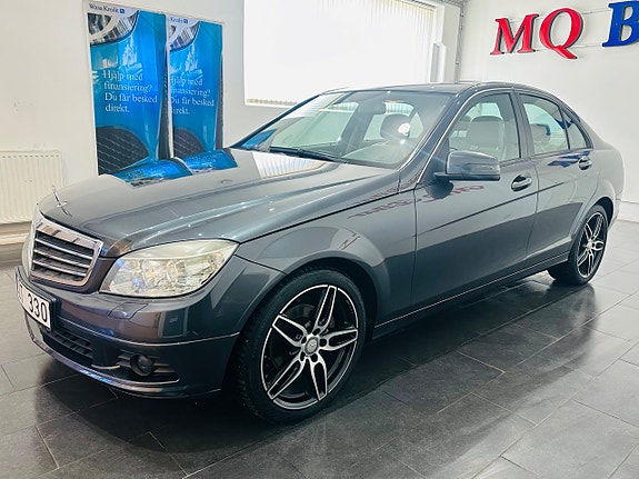 Mercedes-Benz C180 5 of 5