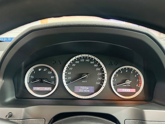 Mercedes-Benz C180 19 of 19