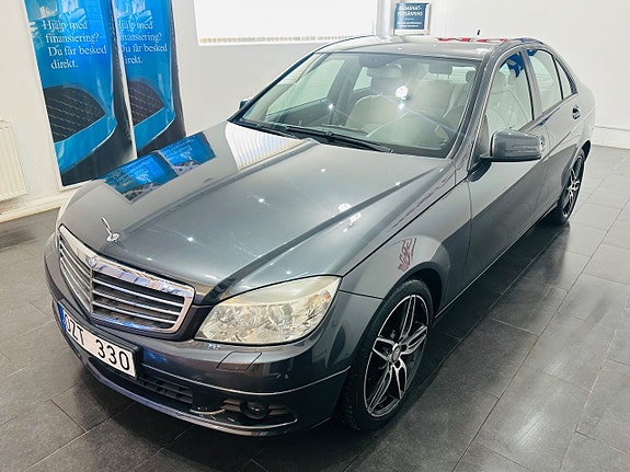 Mercedes-Benz C180 6 of 19