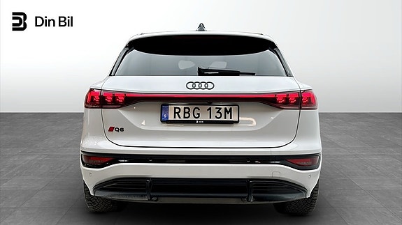 Audi Q6 e-tron 5 of 5