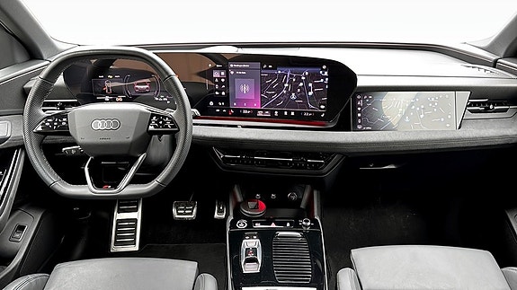 Audi Q6 e-tron 12 of 16