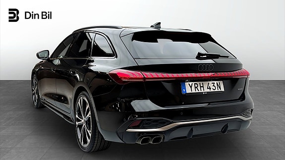 Audi A5 3 of 18