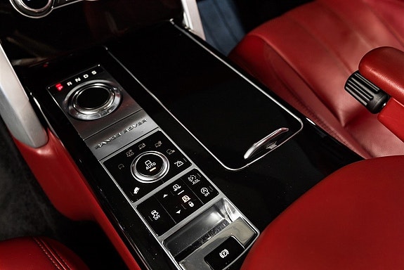 Land Rover Range Rover 17 of 25