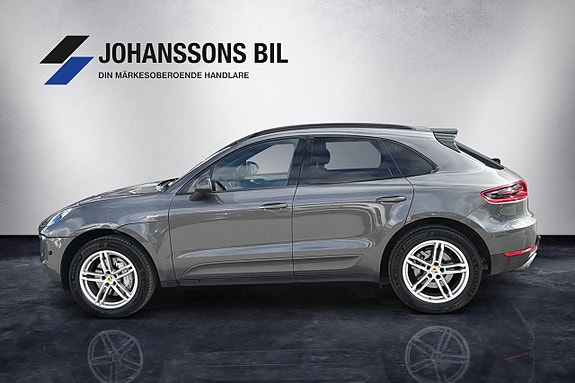 Porsche Macan S 2 of 5