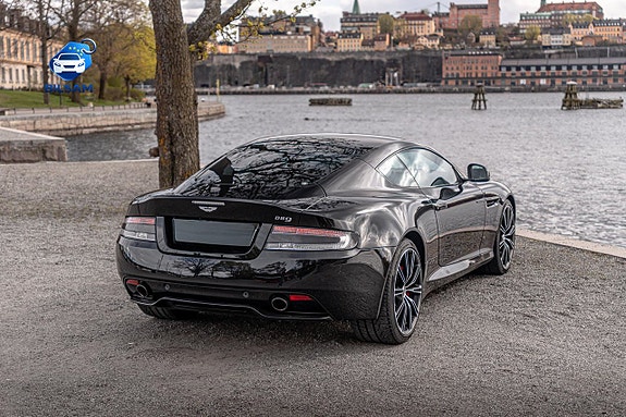 Aston Martin DB9 10 of 24