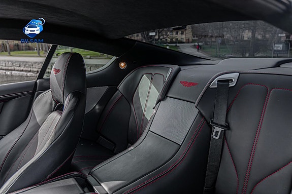 Aston Martin DB9 19 of 24