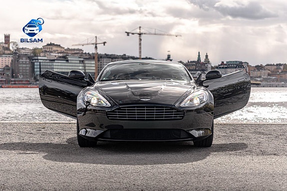 Aston Martin DB9 16 of 24