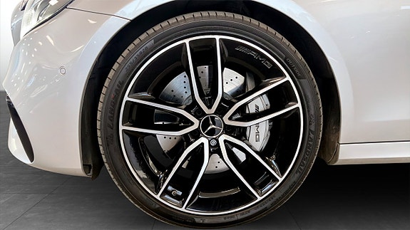 Mercedes-Benz E53 9 of 26