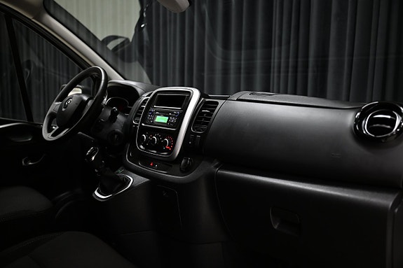 Renault Trafic 16 of 22