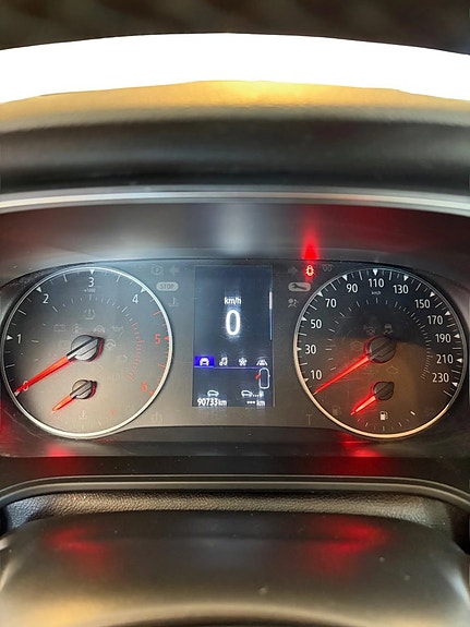 Renault Megane IV 8 of 8