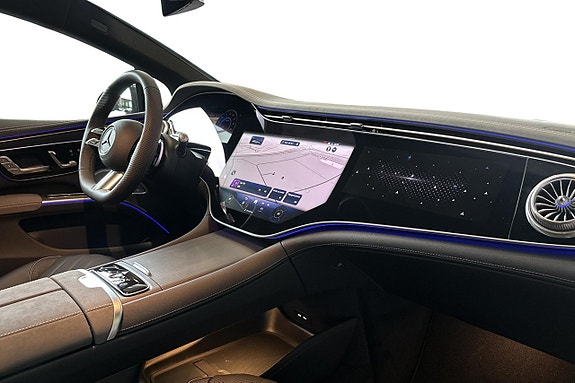 Mercedes-Benz EQS500 9 of 24
