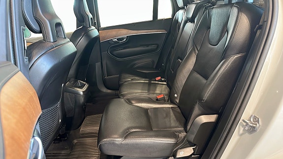 Volvo XC90 5 of 5