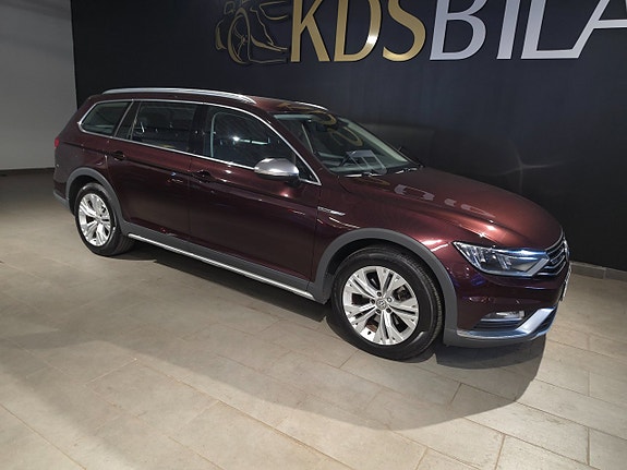Volkswagen Passat Alltrack 6 of 12