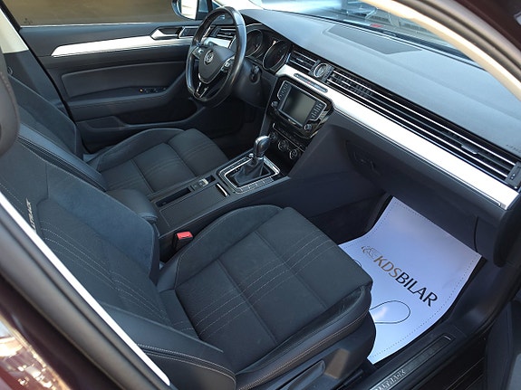 Volkswagen Passat Alltrack 7 of 12