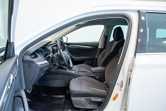 Skoda Octavia Scout 10 of 30