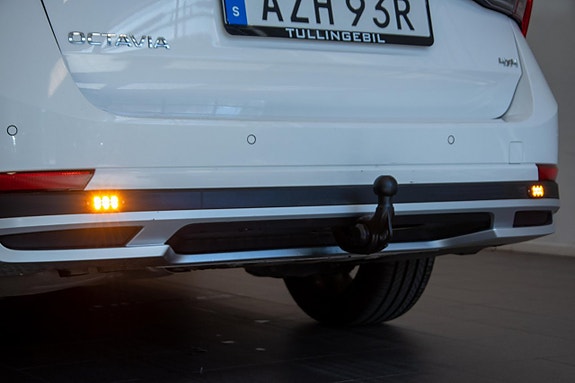 Skoda Octavia Scout 8 of 30