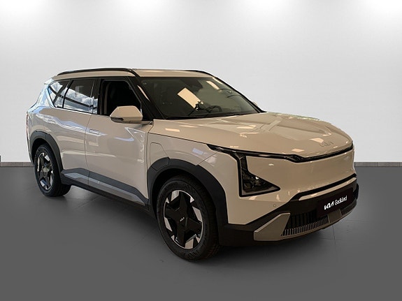 Kia EV5 3 of 5