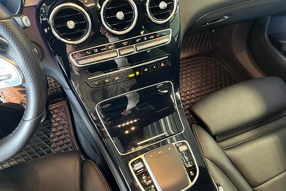Mercedes-Benz GLC220 d 12 of 19