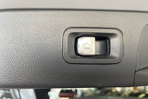 Mercedes-Benz GLC220 d 15 of 19