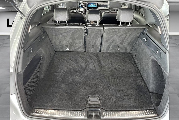 Mercedes-Benz GLC220 d 14 of 19