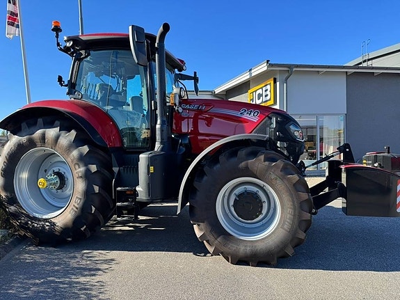 Case IH Puma 240 2 of 5