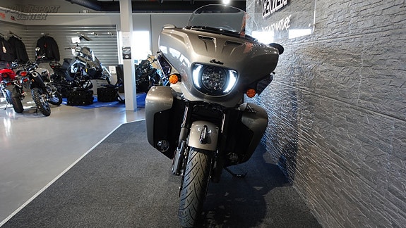 Indian ROADMASTER POWERPLUS DARK HORSE *3,45% upp till 250 000:-!* 3 of 5