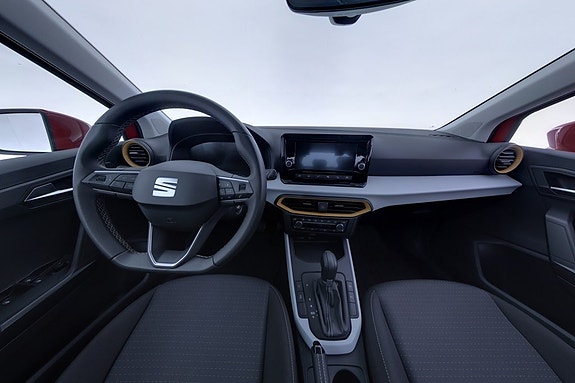 Seat Arona 11 of 16