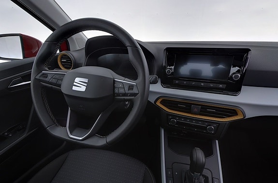 Seat Arona 12 of 16