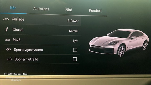 Porsche Panamera 4 16 of 18