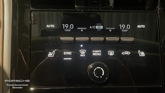 Porsche Panamera 4 15 of 18