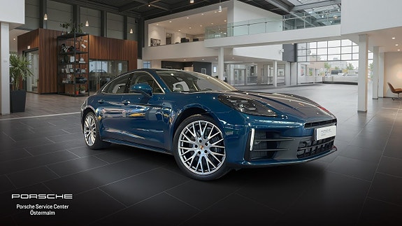 Porsche Panamera 4