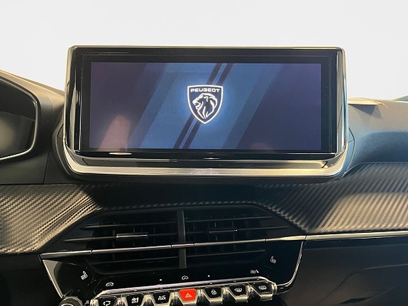 Peugeot 2008 11 of 15