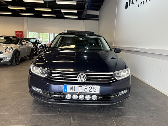 Volkswagen Passat 3 of 5