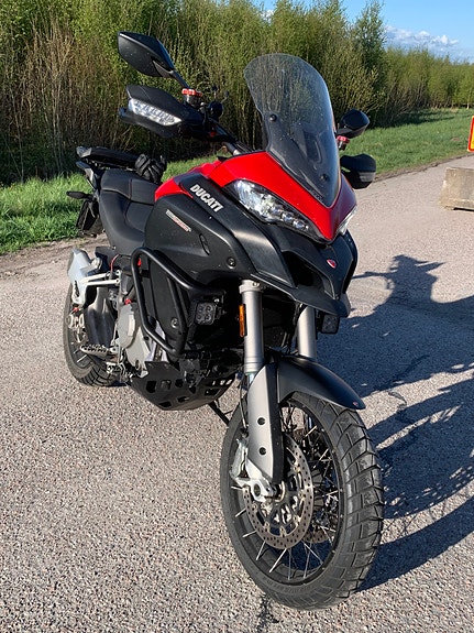 Ducati Multistrada 1200 Enduro 4 of 8