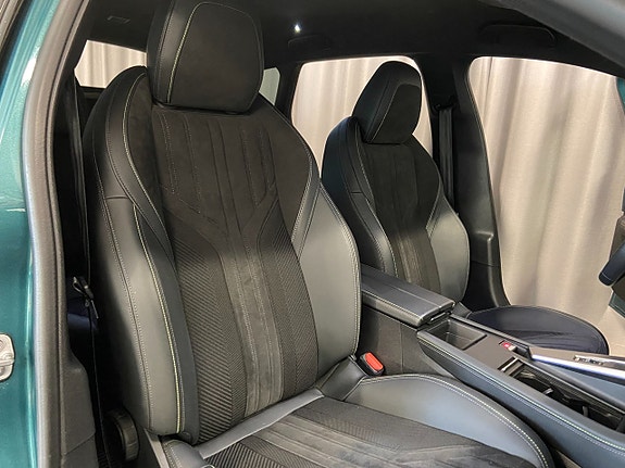 Peugeot 308 SW 14 of 20