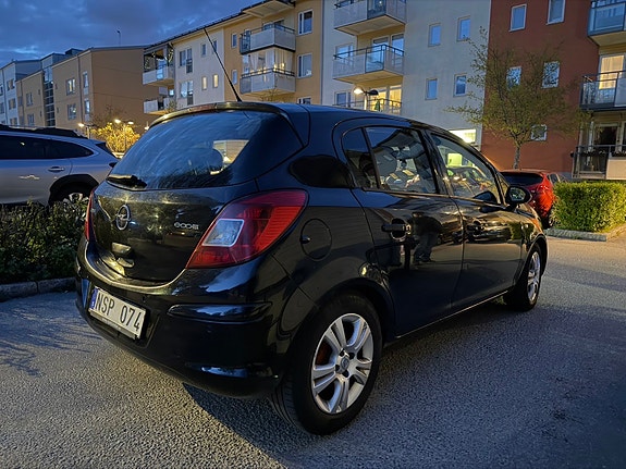 Opel Corsa 3 of 5