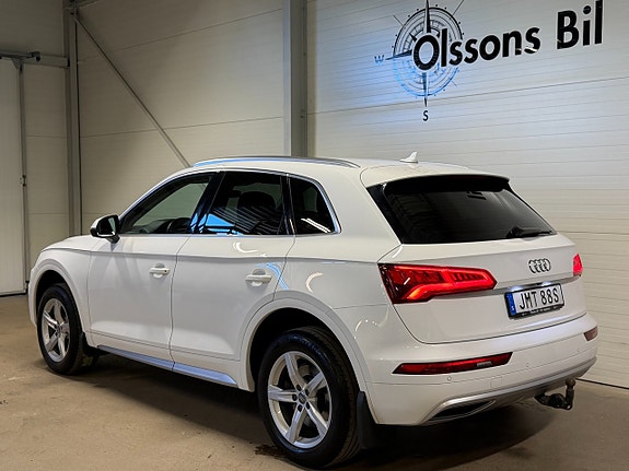 Audi Q5 4 of 5