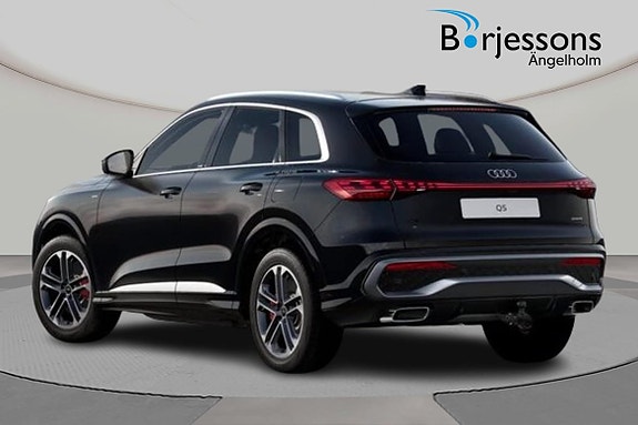 Audi Q5 3 of 5