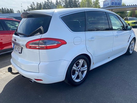Ford S-MAX 2 of 5
