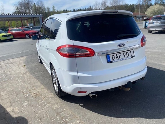 Ford S-MAX 3 of 5