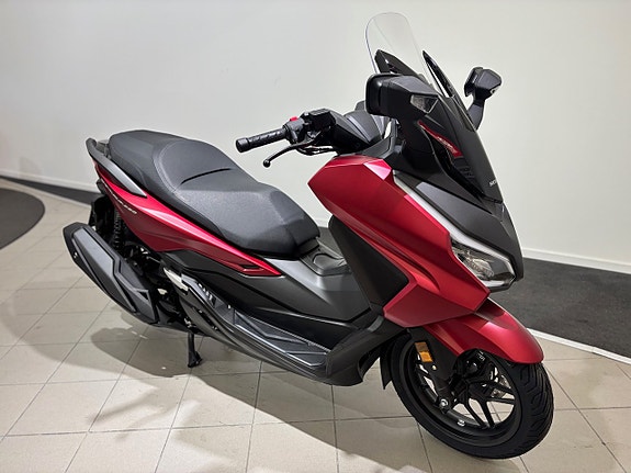 Honda FORZA 350 5 Års garanti 2 of 3