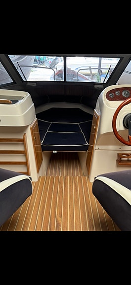 Flipper 666 årsmodell 2002 MerCruiser EFI 4,3 220 hk 10 of 10