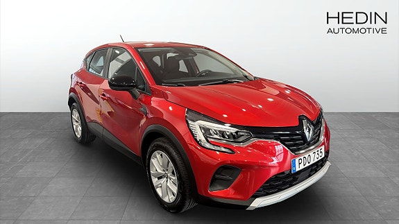 Renault Captur 2 of 5