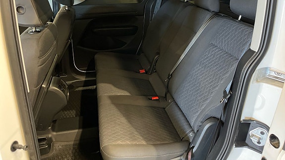 Volkswagen Caddy 8 of 9