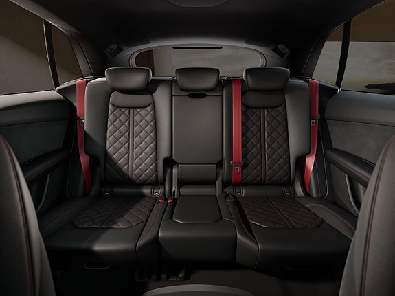Audi Q8 9 of 9