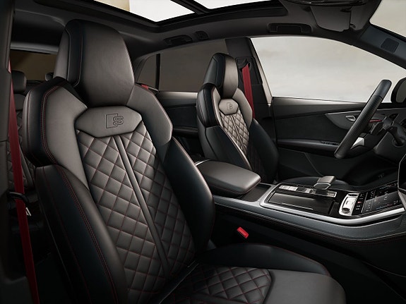 Audi Q8 8 of 9