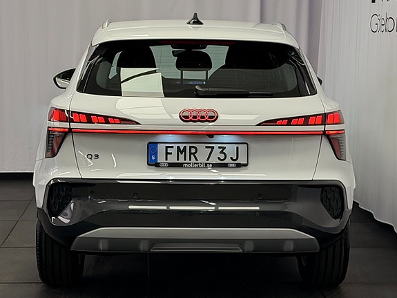 Audi Q3 5 of 5