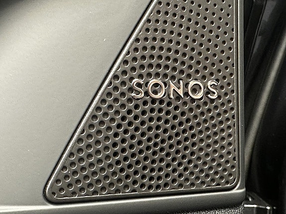 Audi Q3 13 of 15