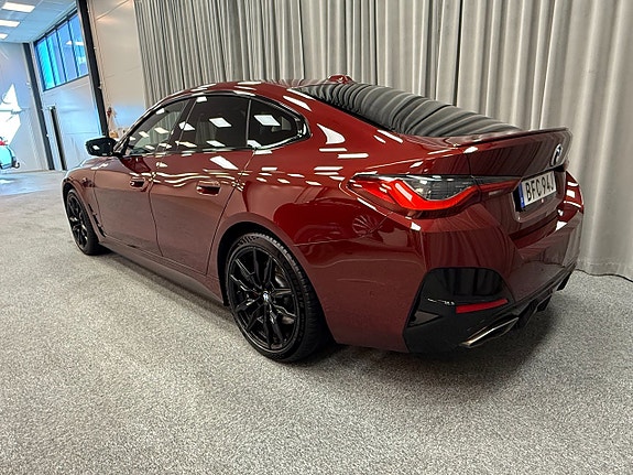 BMW M440i 3 of 5