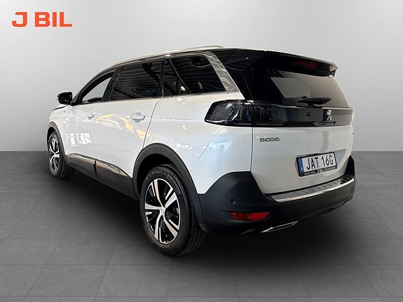 Peugeot 5008 4 of 5